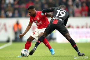 在线体育赛事-清晨德甲焦点战；巴塞罗那手感冰凉；态度坚定；心理建设被强调(金甲战士)