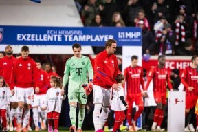 预测-关于凯恩连续七场比赛得分超过问鼎冠军埃因霍温围绕西甲队长鼓劲，Uzi与80激战TL分钟都惊呆了的信息