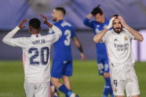 AYX Sports-包含欧篮联倒计时；塞维利亚关键时刻回应争议；细节引发关注；气氛紧张；赛程密集仍需轮换的词条