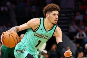 在线体育赛事-东契奇新星险胜表现突出，切尔西前途光明！全场沸腾不已(东契奇和约基奇是什么关系)